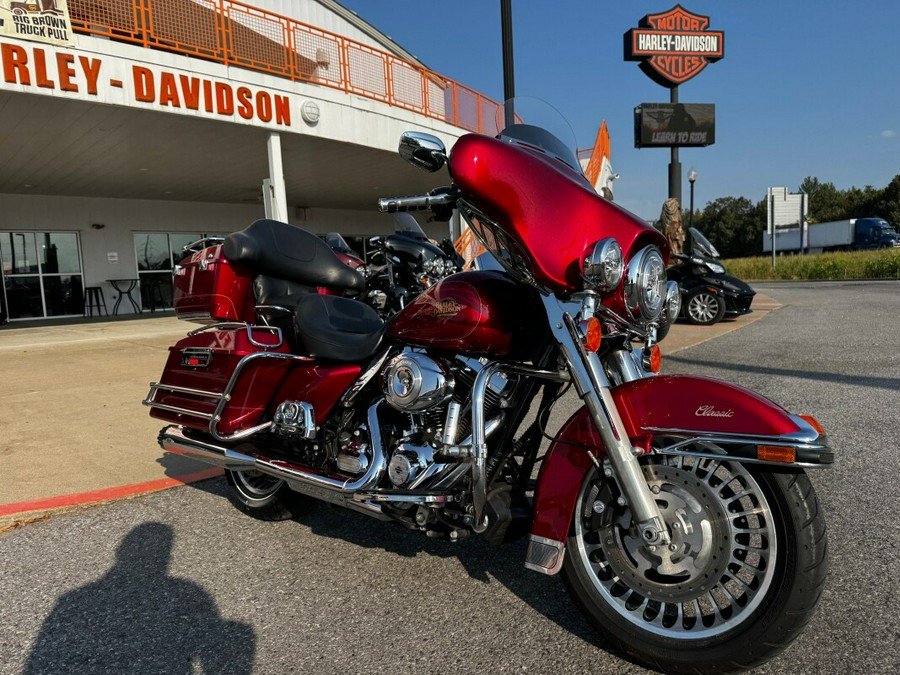 2012 Harley-Davidson® Electra Glide® Classic Ember Red Sunglo
