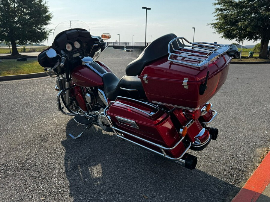 2012 Harley-Davidson® Electra Glide® Classic Ember Red Sunglo