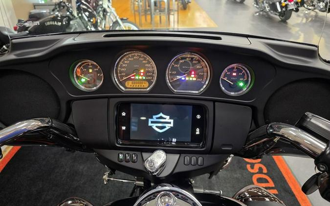 2022 Harley-Davidson Trike FLHTCUTG - Tri Glide Ultra