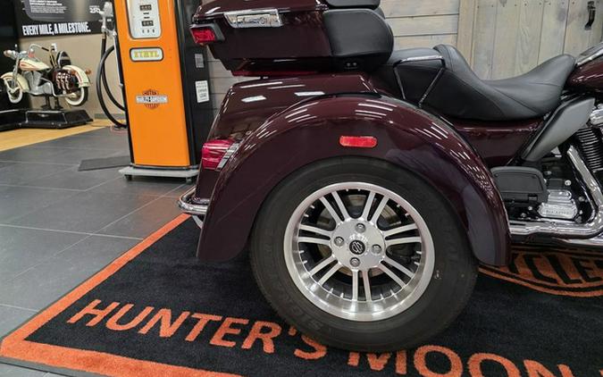 2022 Harley-Davidson Trike FLHTCUTG - Tri Glide Ultra