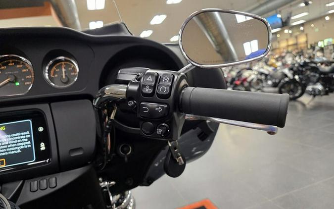 2022 Harley-Davidson Trike FLHTCUTG - Tri Glide Ultra