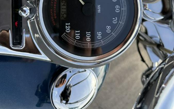 2001 Harley-Davidson FXST/FXSTI Softail® Standard