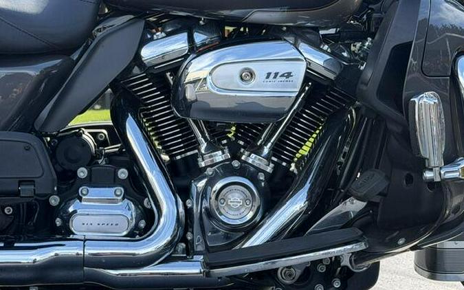2023 Harley-Davidson Tri Glide Ultra Gray Haze/Silver Fortune