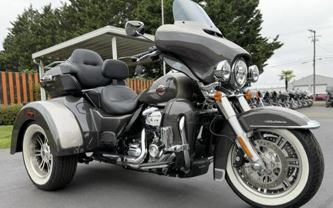 2023 Harley-Davidson Tri Glide Ultra FLHTCUTG