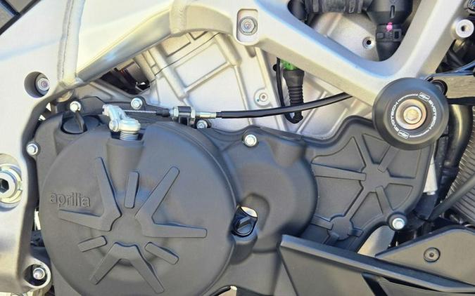 2022 Aprilia Tuono V4 Factory 1100