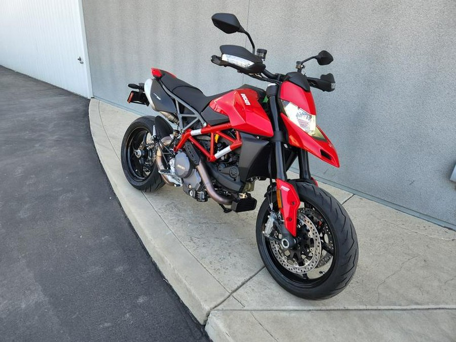 2023 Ducati Hypermotard 950 Ducati Red