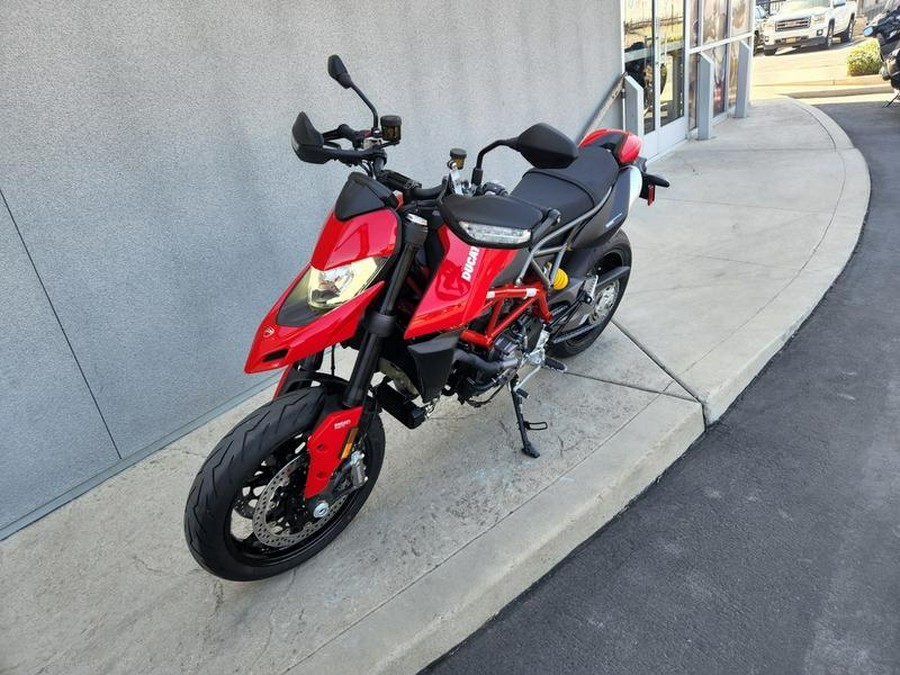 2023 Ducati Hypermotard 950 Ducati Red