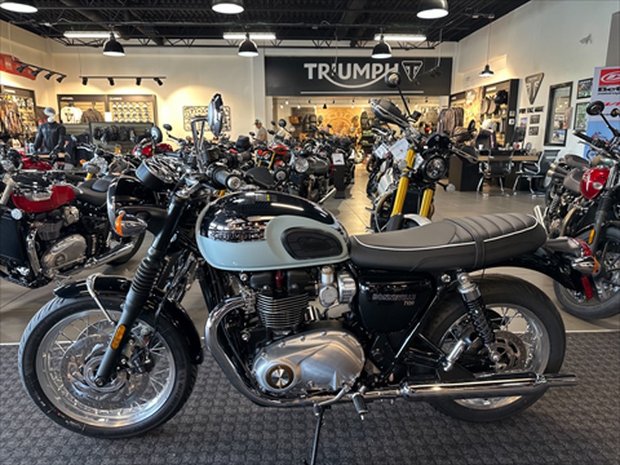 2023 Triumph Bonneville T120 Chrome Edition