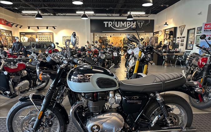 2023 Triumph Bonneville T120 Chrome Edition