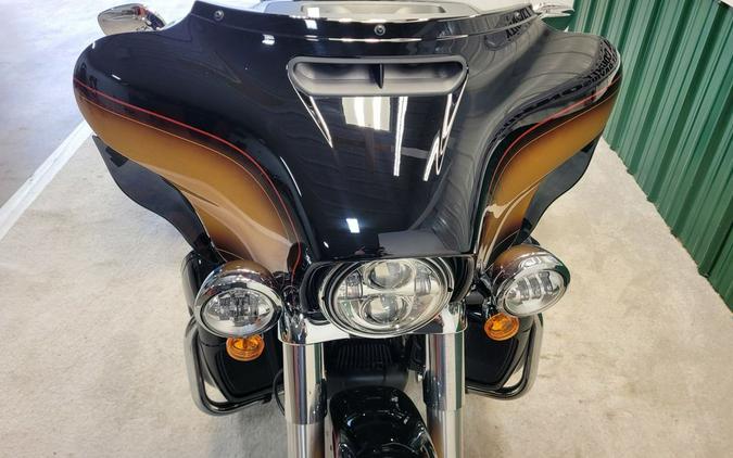 2024 Harley-Davidson® FLHTCUTG - Tri Glide® Ultra