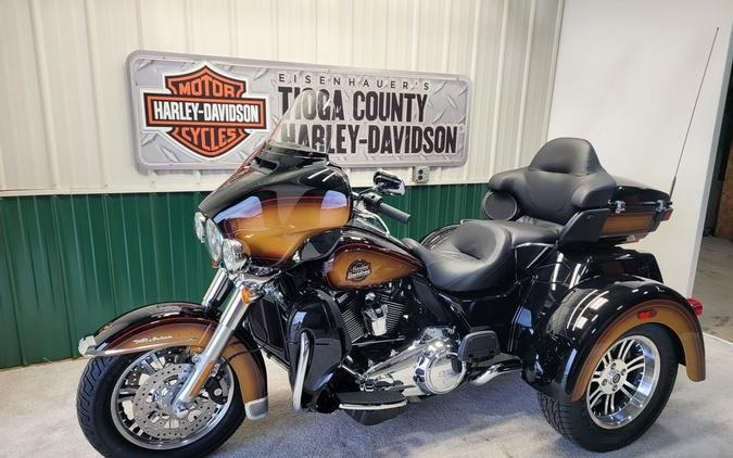 2024 Harley-Davidson® FLHTCUTG - Tri Glide® Ultra