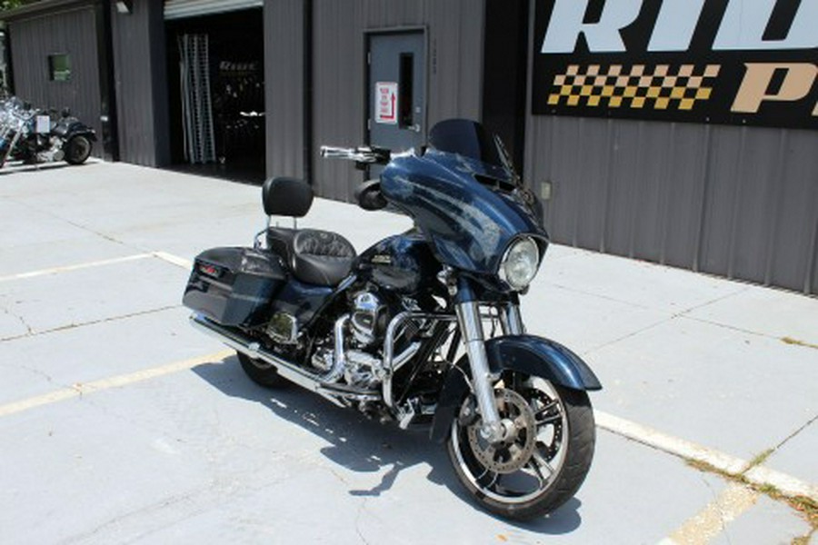 2016 Harley-Davidson Street Glide® Special