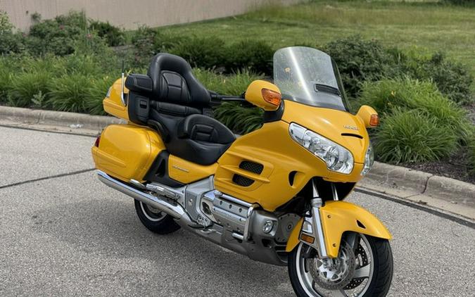 2010 Honda Gold Wing Audio / Comfort / Navi / XM