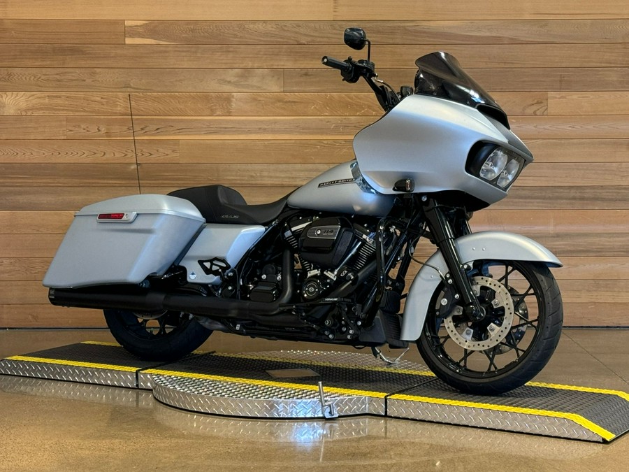 2020 Harley-Davidson Road Glide® Special