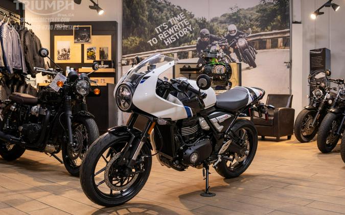 2026 Triumph Thruxton 400 Pearl Metallic White / Storm Grey