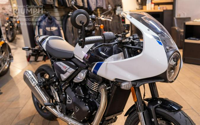 2026 Triumph Thruxton 400 Pearl Metallic White / Storm Grey