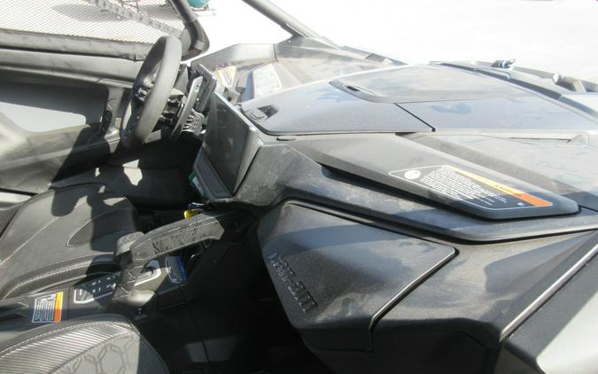 2027 CAN-AM MAVERICK R MAX X 999T DCT