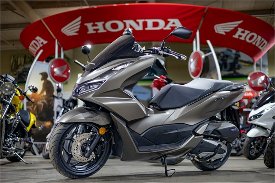 2023 Honda PCX ABS