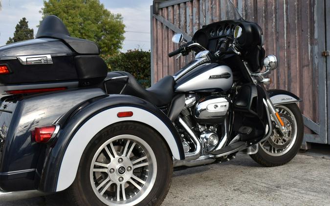 2019 Harley-Davidson® Tri Glide® Ultra FLHTCUTG