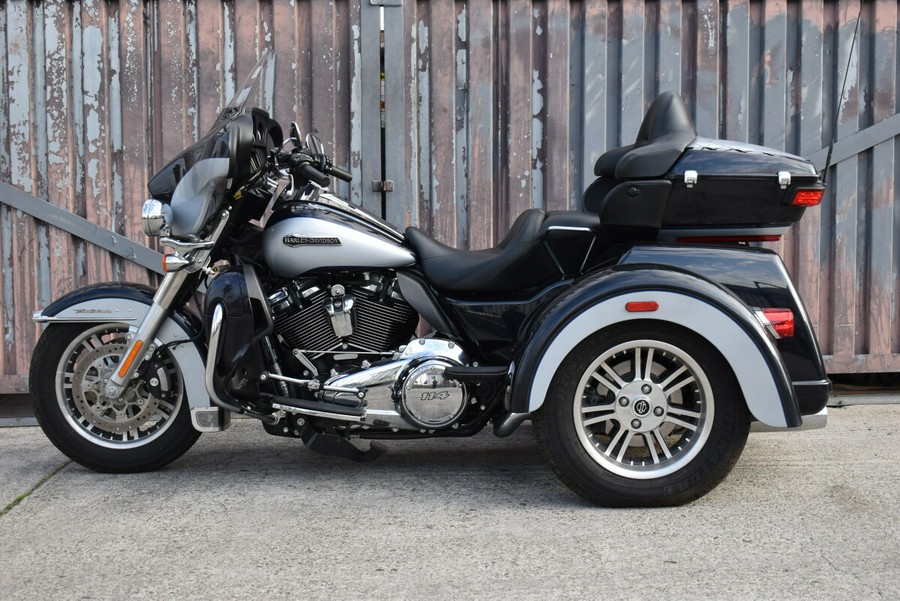 2019 Harley-Davidson® Tri Glide® Ultra FLHTCUTG