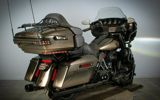 2018 Harley-Davidson CVO Limited