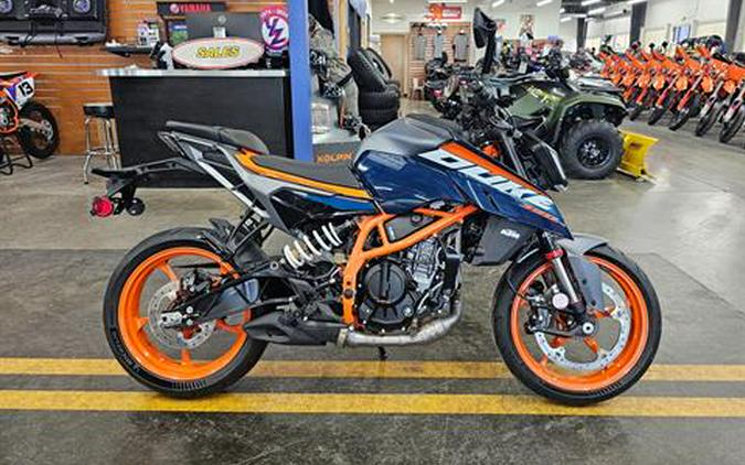 2024 KTM 390 Duke