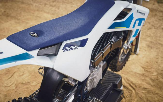 2024 Husqvarna® EE 3