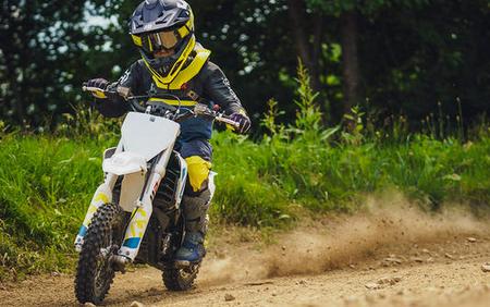 2024 Husqvarna® EE 3