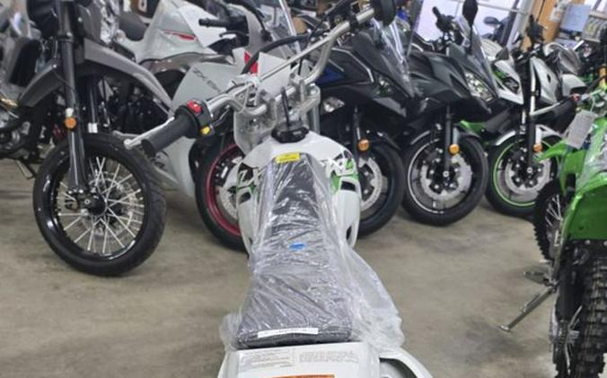 2026 Kawasaki BRIGHT WHITE KLX140R L
