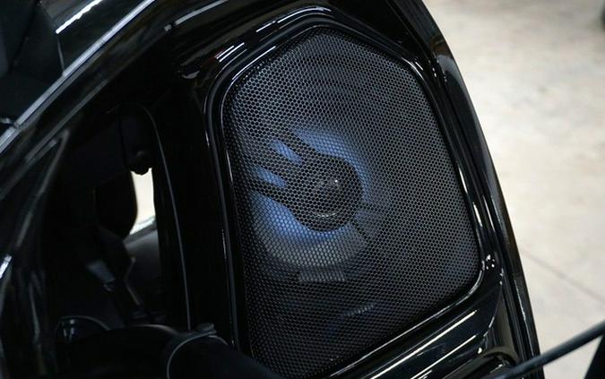 2025 Indian Pursuit Dark Horse 112 W/Powerband Audio Springf