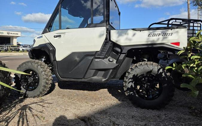 2026 Can-Am® Defender Limited HD11