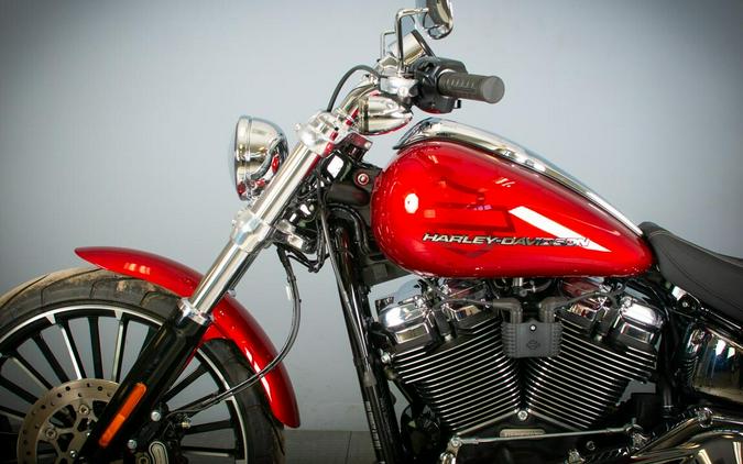 2025 Harley-Davidson Breakout
