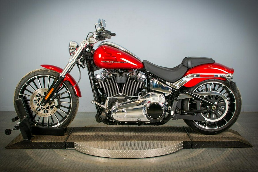 2025 Harley-Davidson Breakout