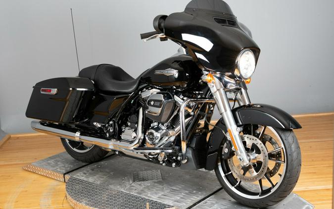 2022 Harley-Davidson Street Glide