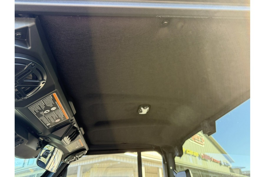 2026 Can-Am DEFENDER LIMITED HD11