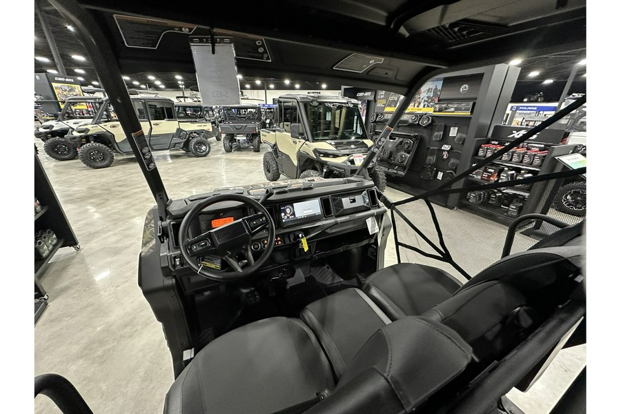 2026 Can-Am DEFENDER MAX XT HD11