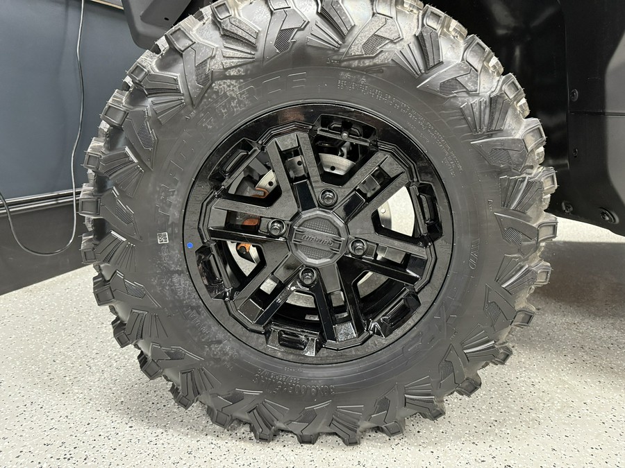 2026 Can-Am Defender MAX Limited HD11