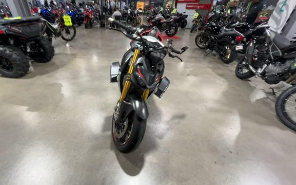 2022 Ducati STREETFIGHTER V4 SP