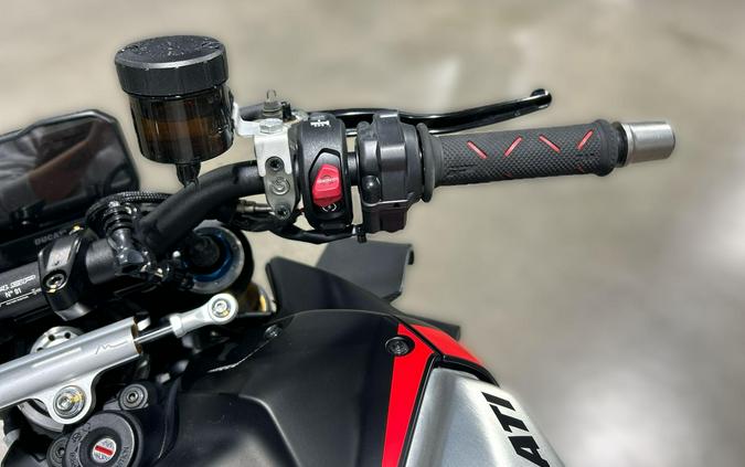 2022 Ducati STREETFIGHTER V4 SP