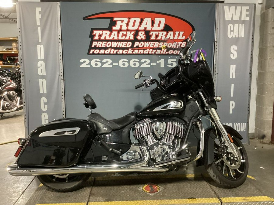 2019 Indian Motorcycle® Chieftain® Limited Thunder Black Pearl