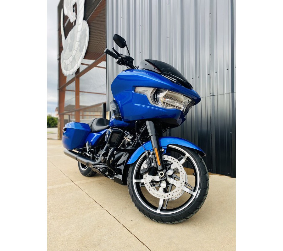 FLTRX 2024 Road Glide™