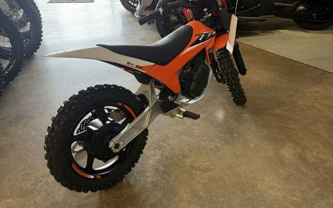 2025 KTM SX E 2
