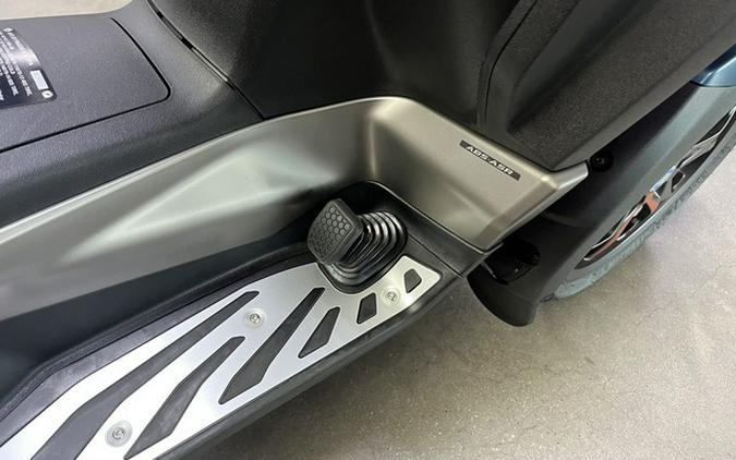 2025 Piaggio MP3 Maxi 530 Exclusive Maxi 530 HPE Exclusive