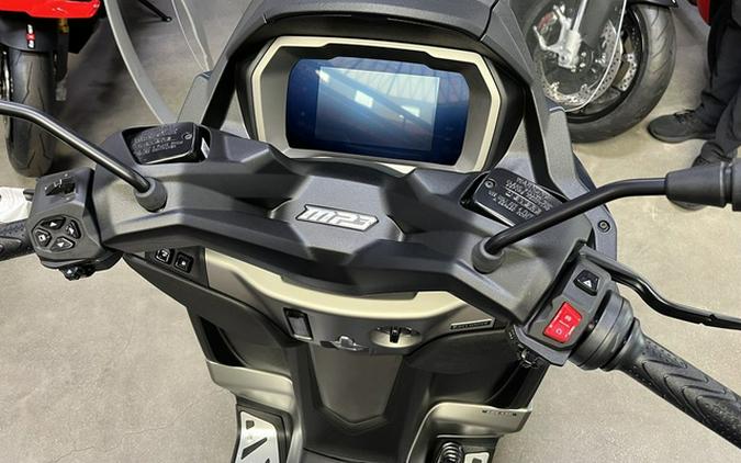 2025 Piaggio MP3 Maxi 530 Exclusive Maxi 530 HPE Exclusive