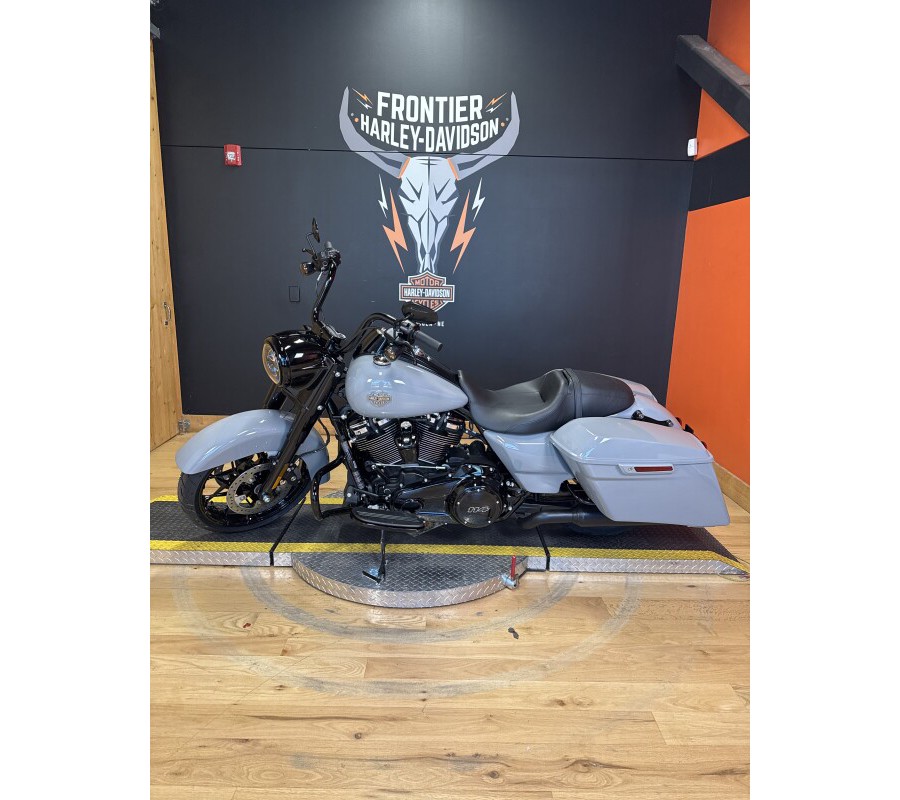 FLHRXS 2025 Road King™ Special