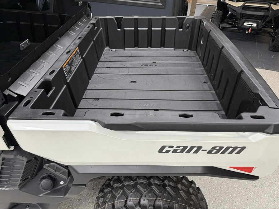 2026 Can-Am Defender MAX Limited HD11