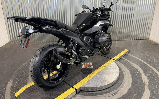 2026 BMW R 1300 RS