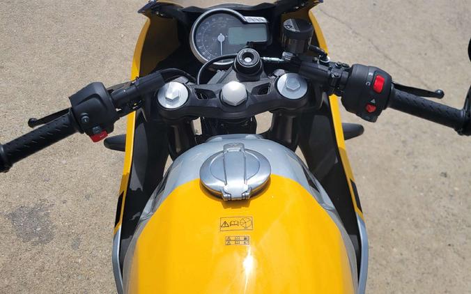 2026 Triumph Thruxton 400