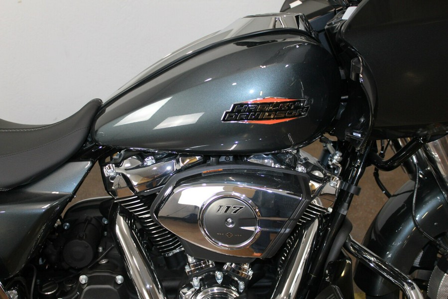 2025 Harley-Davidson® Road Glide® Iron Horse Metallic