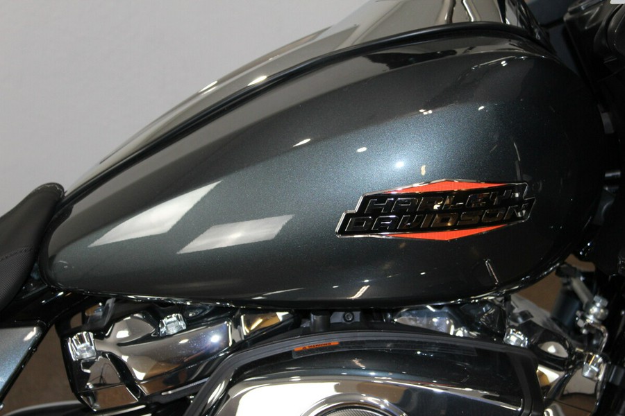 2025 Harley-Davidson® Road Glide® Iron Horse Metallic